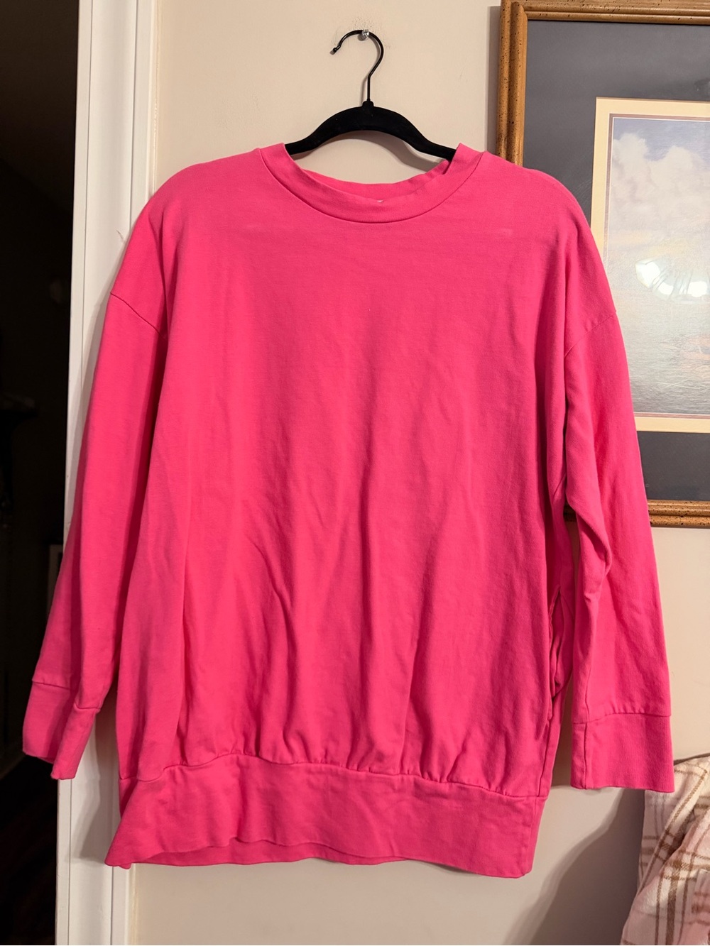 Impressions Boutique Women’s Pink Oversized Crewneck Sweater